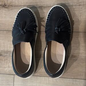 Black Leather Loafers with Tasse